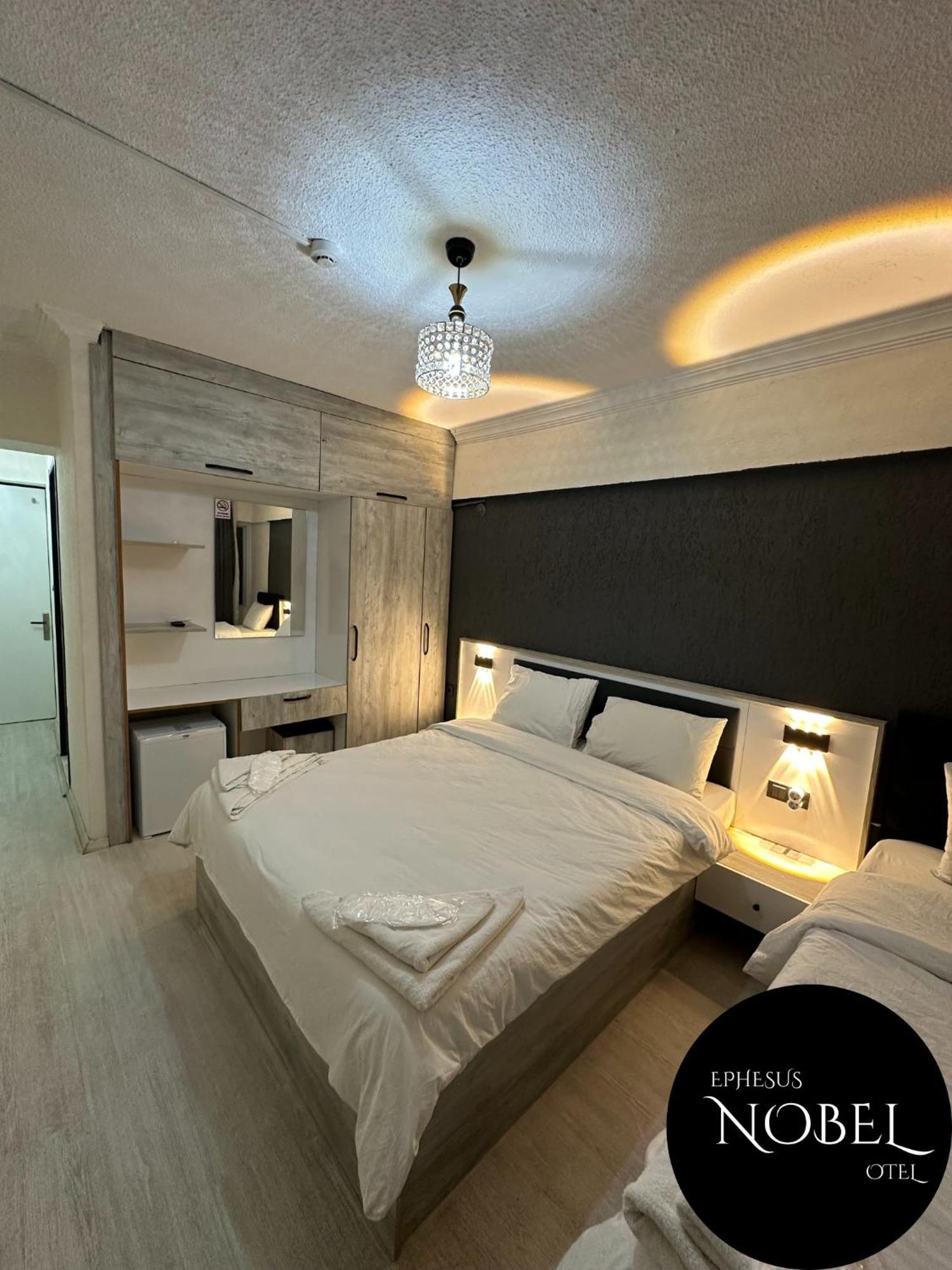 Ephesus Nobel Otel セルチュク エクステリア 写真